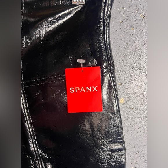 Spanx Faux Patent Leather leggings in size Small.  NWT - Picture 7 of 10